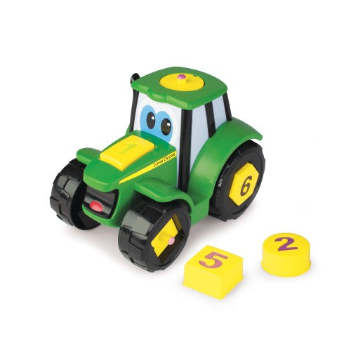 Johnny Traktor, Leg og Lær