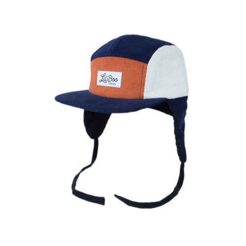 Barnas 5-Panel Manchestercaps med Øreflapper - Marineblå/Karamell (Str. M, 1,5-3 år)