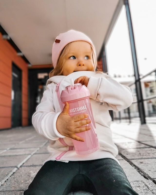 Pastellrosa Kopp med Sugerør (360 ml)